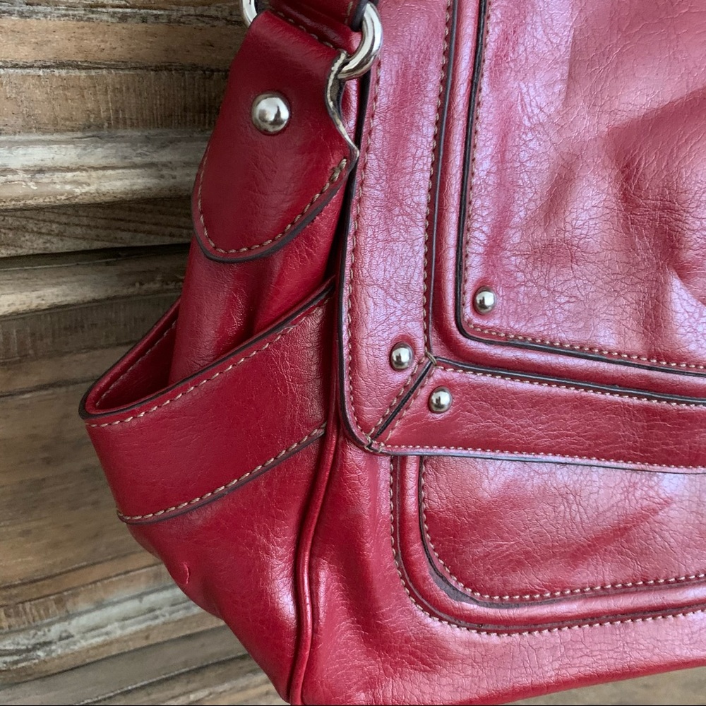 Liz & Co. Red Shoulder Bag - Picture 2 of 6